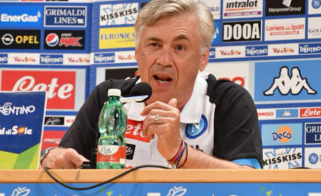 Ancelotti subito nel cuore dei napoletani, bella iniziativa in suo onore a Dimaro