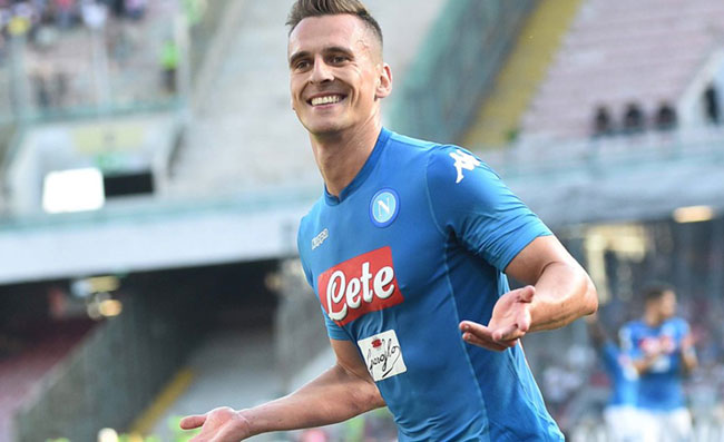 Dimaro, partitella in famiglia: tripletta per Milik, gran goal di Hysaj! Assente Callejon