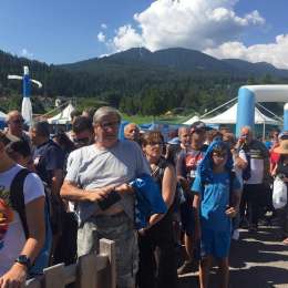 FOTO – Fabian Ruiz atteso allo store per firmare le maglie: già in centinaia in fila ad aspettarlo