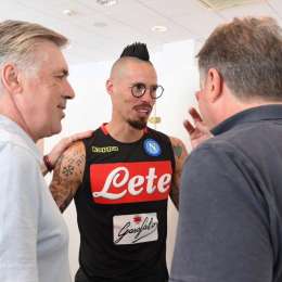 FOTO – Hamsik-Ancelotti, primo contatto: sorrisi spianati tra i due