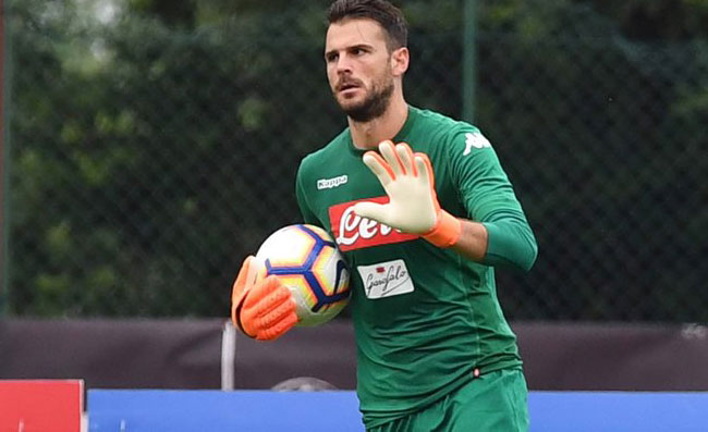 FOTO – Ovazione per Karnezis, il portiere dà spettacolo. Il Napoli è in buone mani