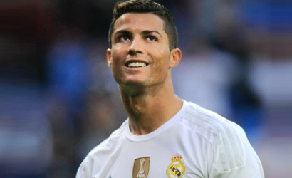 SKY – Cristiano Ronaldo ha accettato la Juve! Affare da 280 mln, voci anche sulla Ferrari