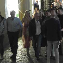 VIDEO – Ancelotti-ADL insieme a Capri: Brasile-Belgio in tv e poi passeggiata serale con le moglie