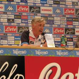 Ancelotti rivela: “Hamsik giocherà alla Pirlo, è un ruolo che può fare! Mertens? Non lo vedo ala…”