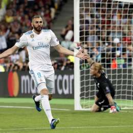 Benzema chiude sul futuro: “Amo il Real Madrid ed il calcio!”