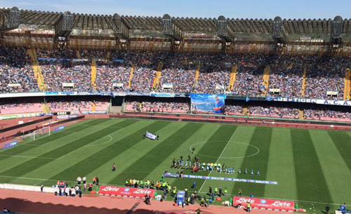 De Magistris: “San Paolo senza pista d’atletica? Dipende dal Napoli. Sarebbe una follia se…”