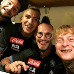 FOTO – Hamsik scherza sui social con Allan, Insigne e Ciciretti: “Serve un dentista urgente”