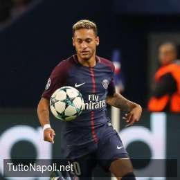 “Ho un contratto col Psg, resto qui per nuovi obiettivi!”, Neymar resta ed avvicina Cavani al Napoli?