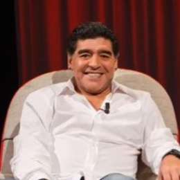 Maradona attacca Javier Zanetti: “Si occupa di tutto, non mi piace il suo atteggiamento”