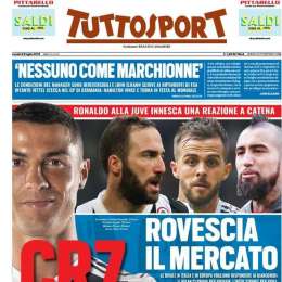 PRIMA PAGINA – Tuttosport: “CR7 rovescia il mercato: il Milan ci prova per Higuain, l’Inter stringe per Vidal”