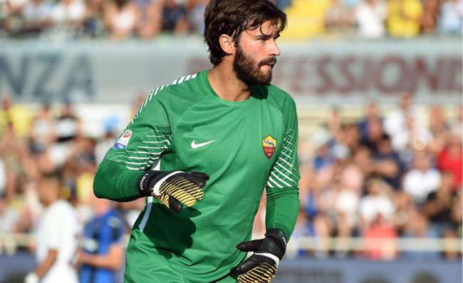 Pedullà: “Alisson da Sarri, prossimi 4 giorni roventi: la Roma ha trovato l’erede del brasiliano”