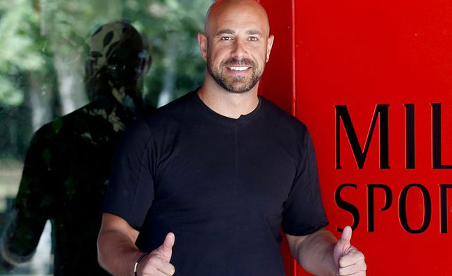 Reina: “Voglio giocare 150 gare con il Milan! Vi dico perchè ho calciato il rigore”