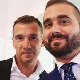 FOTO – Selfie all’Olimpico per Edoardo De Laurentiis: il vicepresidente azzurro si immortala con Shevchenko