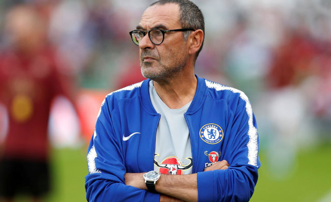 “Inizia a piangere anche in Inghilterra”. Chelsea, Sarri è sempre lo stesso: la frase “incriminata”