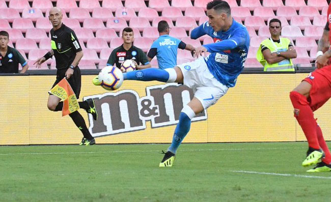 Napoli-Fiorentina, la moviola di Marelli: “Nessun rigore su Mertens. Benassi da espellere!”