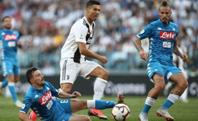 Borsa, la Juve crolla: titolo sotto a un euro per azione, -41% in un mese! Caso Ronaldo devastante