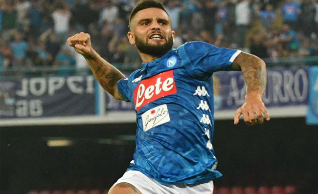 FOTO – Insigne goal, bel gesto verso Hamsik. Ancelotti esulta con grinta in panchina!