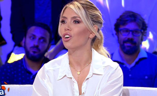 FOTO – Tapiro per Wanda Nara, ma la show girl scappa via! Triste ritrovamento di Staffelli