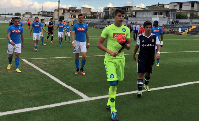 PRIMAVERA – Tracollo Napoli contro la Roma, poker dei giallorossi. Azzurri in dieci