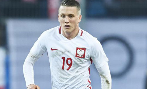 Polonia-Portogallo, entrata dura di Zielinski su Mario Rui! La reazione del portoghese