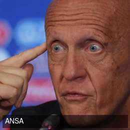 Corso VAR della FIFA, Collina: “La aggiusteremo, vogliamo implementarla in tutto il mondo”