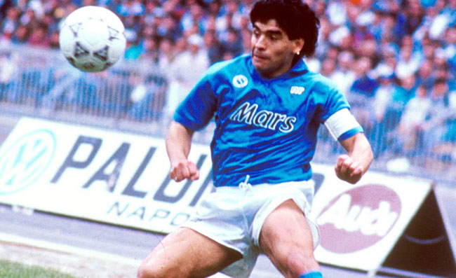 “Dovrebbe vergognarsi”, quella volta che Diego Maradona prese 3,5 in pagella ad Udine!