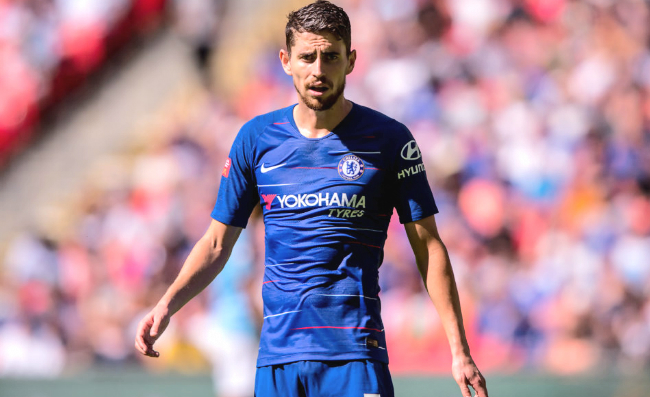 Jorginho: “Sarri è schietto e sincero. Il mister è superstizioso: se la palla esce…”