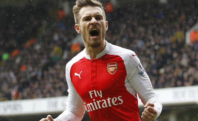 L’Arsenal travolge 1-5 il Fulham e regala spettacolo. Ramsey realizza un gol da cineteca