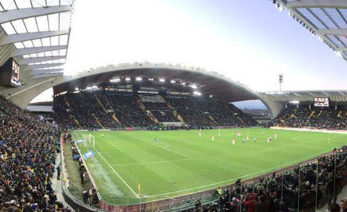 L’Udinese perde ed i tifosi cantano: “Napoli colera”. Tristezza alla Dacia Arena, che ignoranza!