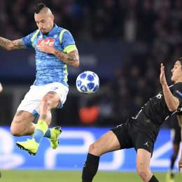 L’inchino di Tuttosport: “Napoli in cattedra a Parigi, lezione di calcio al Psg”