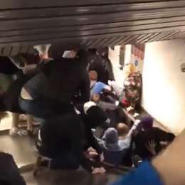 VIDEO – Incredibile a Roma, crolla scala mobile della Metro: tifosi CSKA feriti, c’è anche una gamba amputata