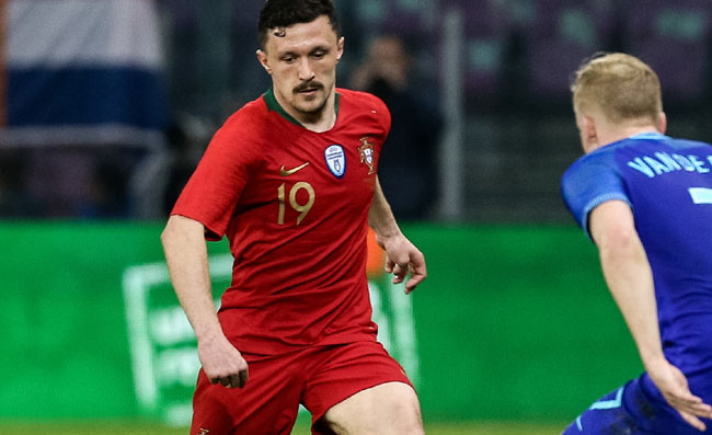 “È uscita!”, Mario Rui furioso. Clamoroso caso in Polonia-Portogallo. Pardo: “Aveva ragione”