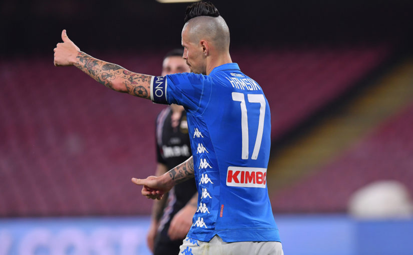 Napoli, ritirate la 17 di Hamsik