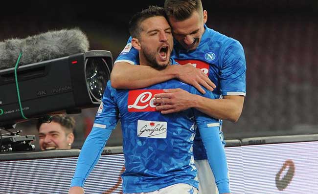 Cinesi all’assalto di Dries Mertens, spuntano tutte le cifre: De Laurentiis pregusta un Hamsik-bis?