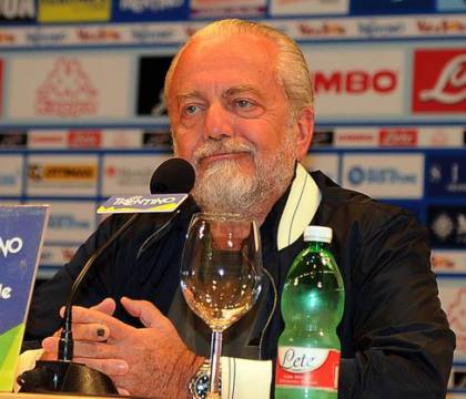 De Laurentiis: «Ho investito tre milioni a Castel Volturno, Ancelotti ha detto che al Psg non hanno tre campi così»