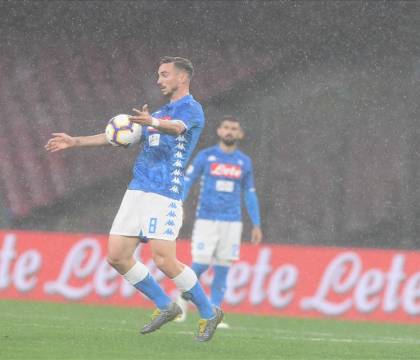 Il Napoli si è arreso, ma i tifosi prima