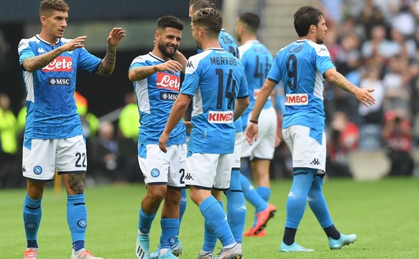 Il Napoli annienta il Liverpool: 3-0 con Insigne superstar