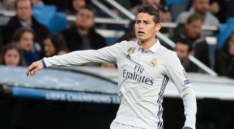 Real Madrid, James Rodriguez torna in gruppo