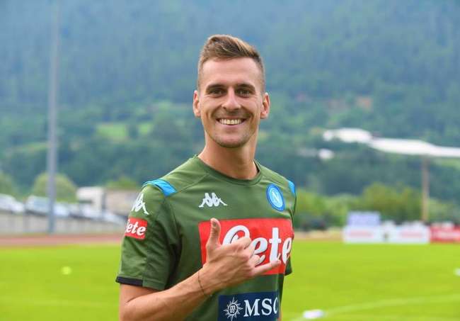 Corriere. Napoli, Milik, momento difficile tra infortunio e mercato. Ecco la situazione