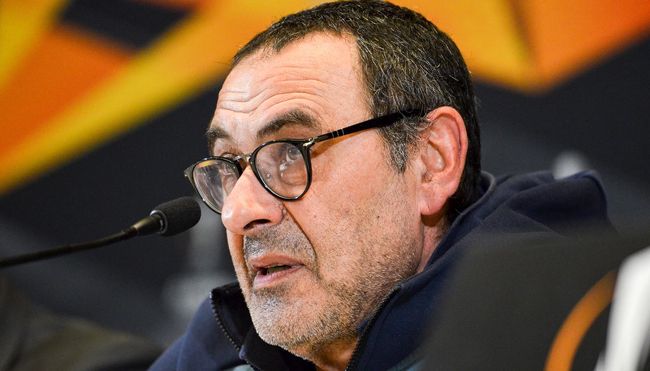 Sarri: “La Juve non vince per gli aiuti ma per la mentalità. Quando ero a Napoli ci hanno dato 10 punti di distacco”