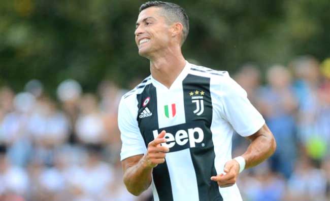 Ronaldo, messaggio a Sarri: “Non sto bene, ma…”. E poi: “Ora riprendete gli altri calciatori”