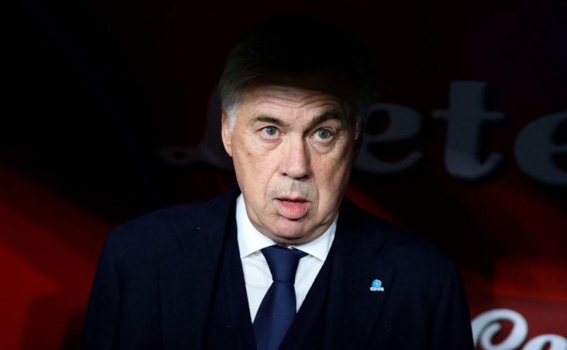 Napoli, Ancelotti e squadra per un’ora a colloquio