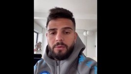 Napoli, Insigne e il videomessaggio a Mario: “Torneremo a sorridere insieme”