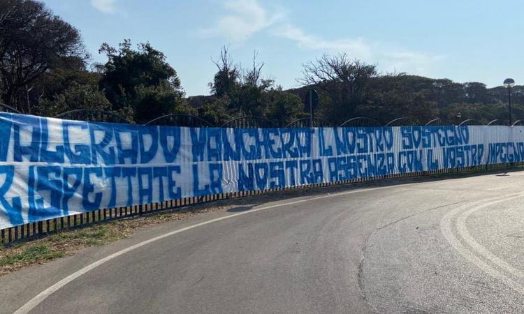 Curva A, striscione prima di Parma-Napoli. Ecco il messaggio degli ultras