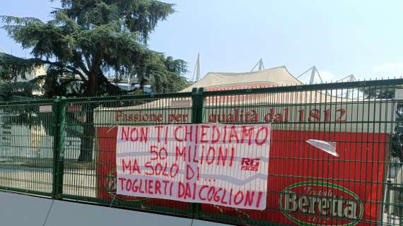 Torino, Cairo ancora contestato dopo l’addio di Buongiorno: “Togliti dai c*****ni!”