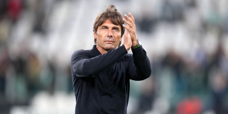 Serie A, Napoli: Conte premiato come miglior allenatore di settembre