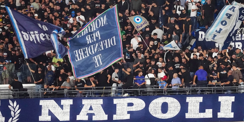 Tutta Napoli con il Napoli: in 300.000 al Maradona