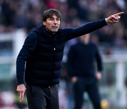 Conte: «A Neres chiedo le stesse cose che chiedo a Kvara, oggi ha una grande chance»