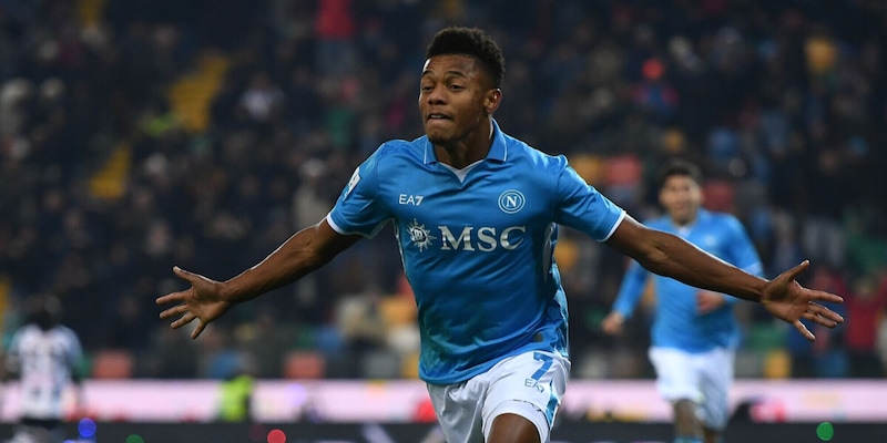 Napoli, Neres fa ballare il samba