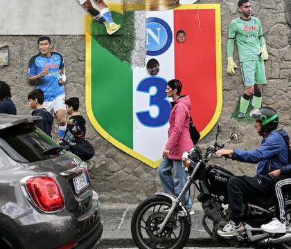 Napoli, i tre scudetti celebrati con le maglie originali: la mostra a Nola